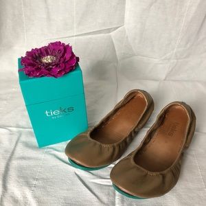 Tieks gold flat 8
